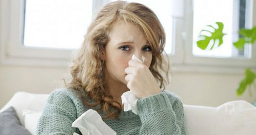 Hapşırık Burun Akıntısı Belirtileri ve Tedavisi